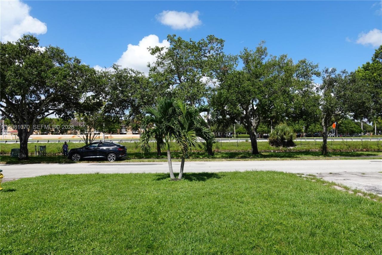 2081 Utopia Dr , Miramar, FL 33023 Photo