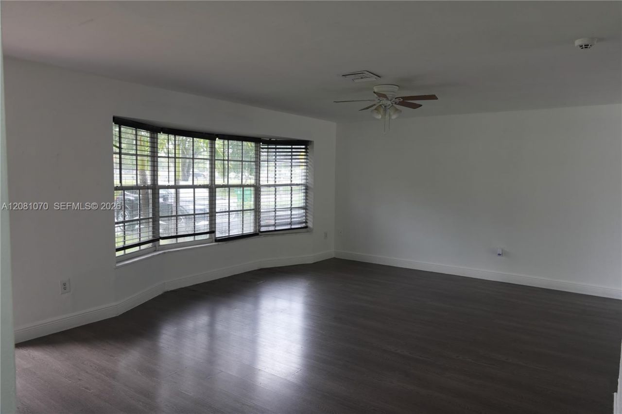 2081 Utopia Dr , Miramar, FL 33023 Photo