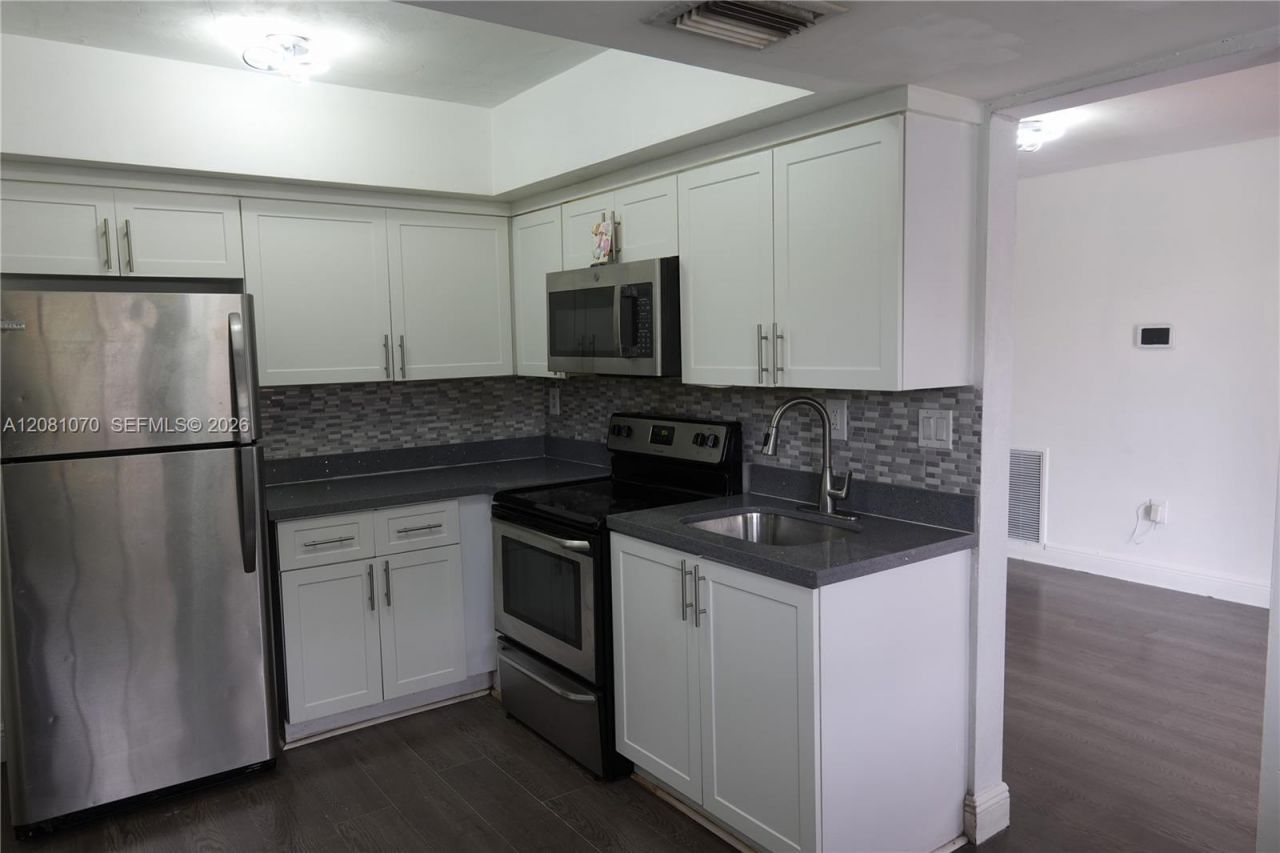 2081 Utopia Dr , Miramar, FL 33023 Photo