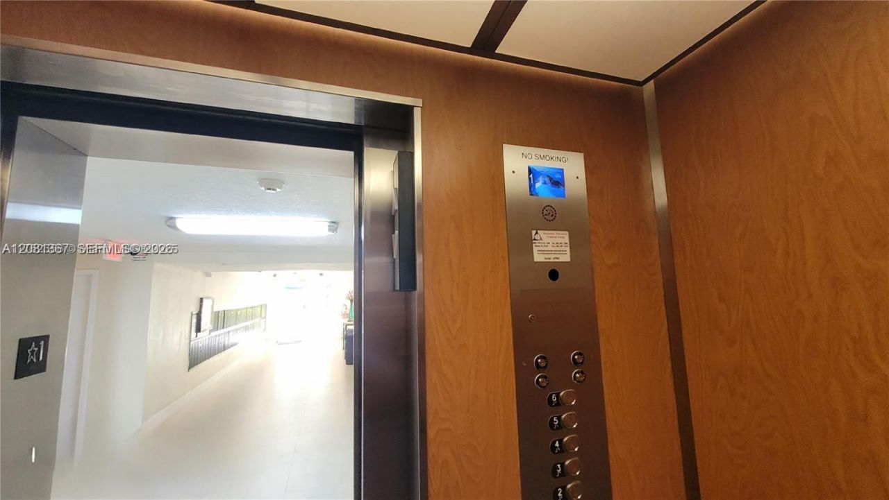 9360 Fontainebleau Blvd, Unit 612, Miami, FL 33172 Photo