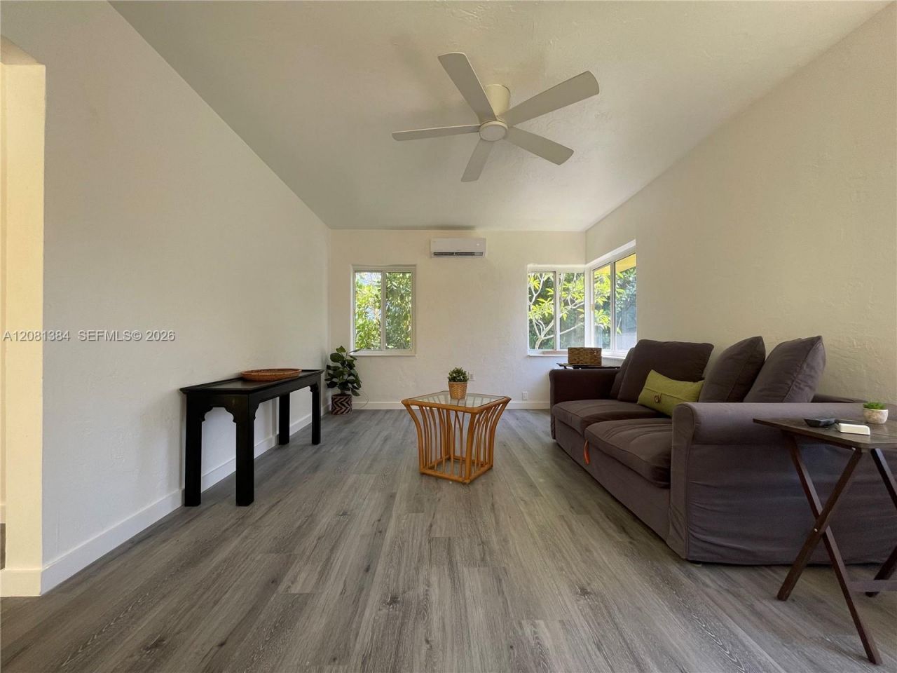 401 NE 14th Ave , Fort Lauderdale, FL 33301 Photo
