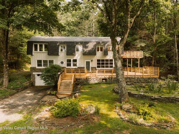 54 Shultis Farm Road, Woodstock, NY 12409