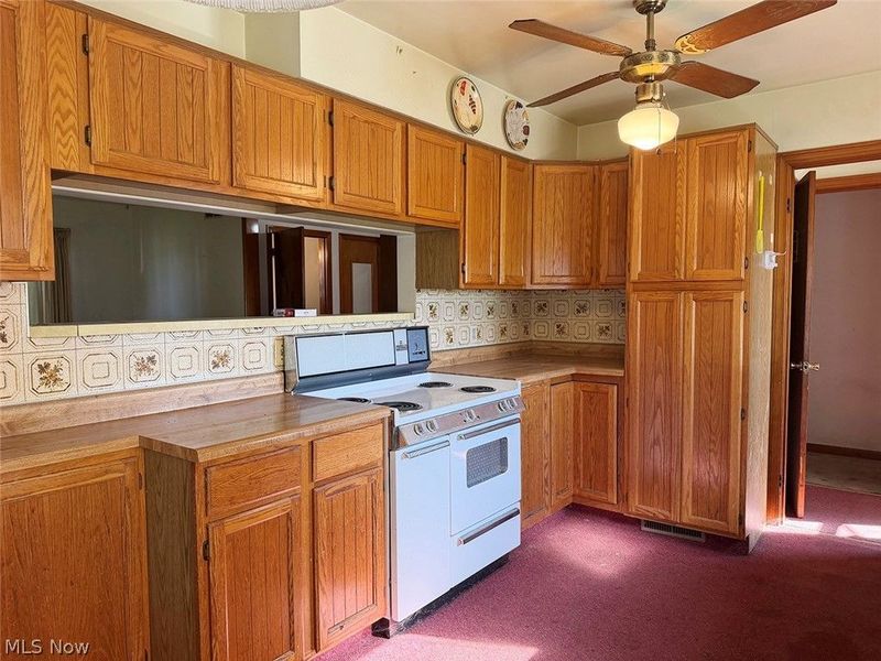 10030 Tallmadge Road, Diamond, OH 44412 Photo 7