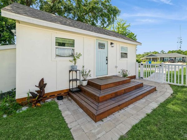 5409 Harmony Ln, Gulf Breeze, FL 32563