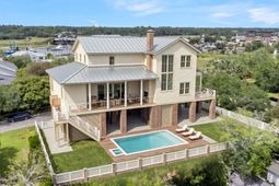 211 Haddrell Street photo 4