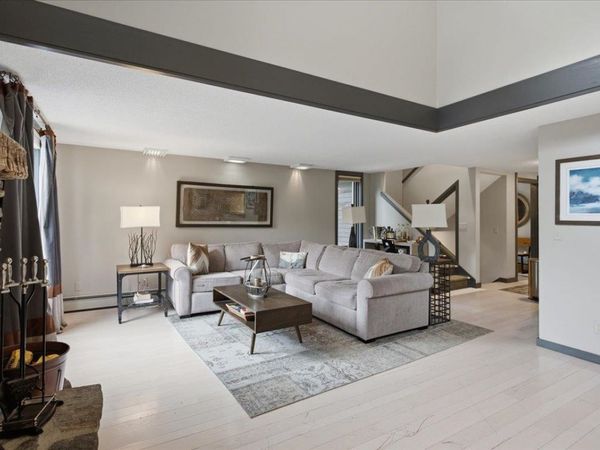 20 West Branch Road, Winhall, VT 05340