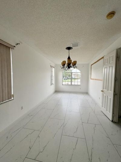 127 Saratoga Boulevard W, Royal Palm Beach, FL 33411 Photo
