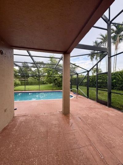 127 Saratoga Boulevard W, Royal Palm Beach, FL 33411 Photo