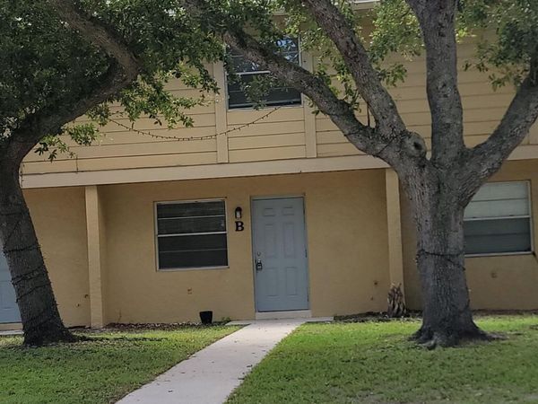 2018 S 10TH Street, Fort Pierce, FL 34950