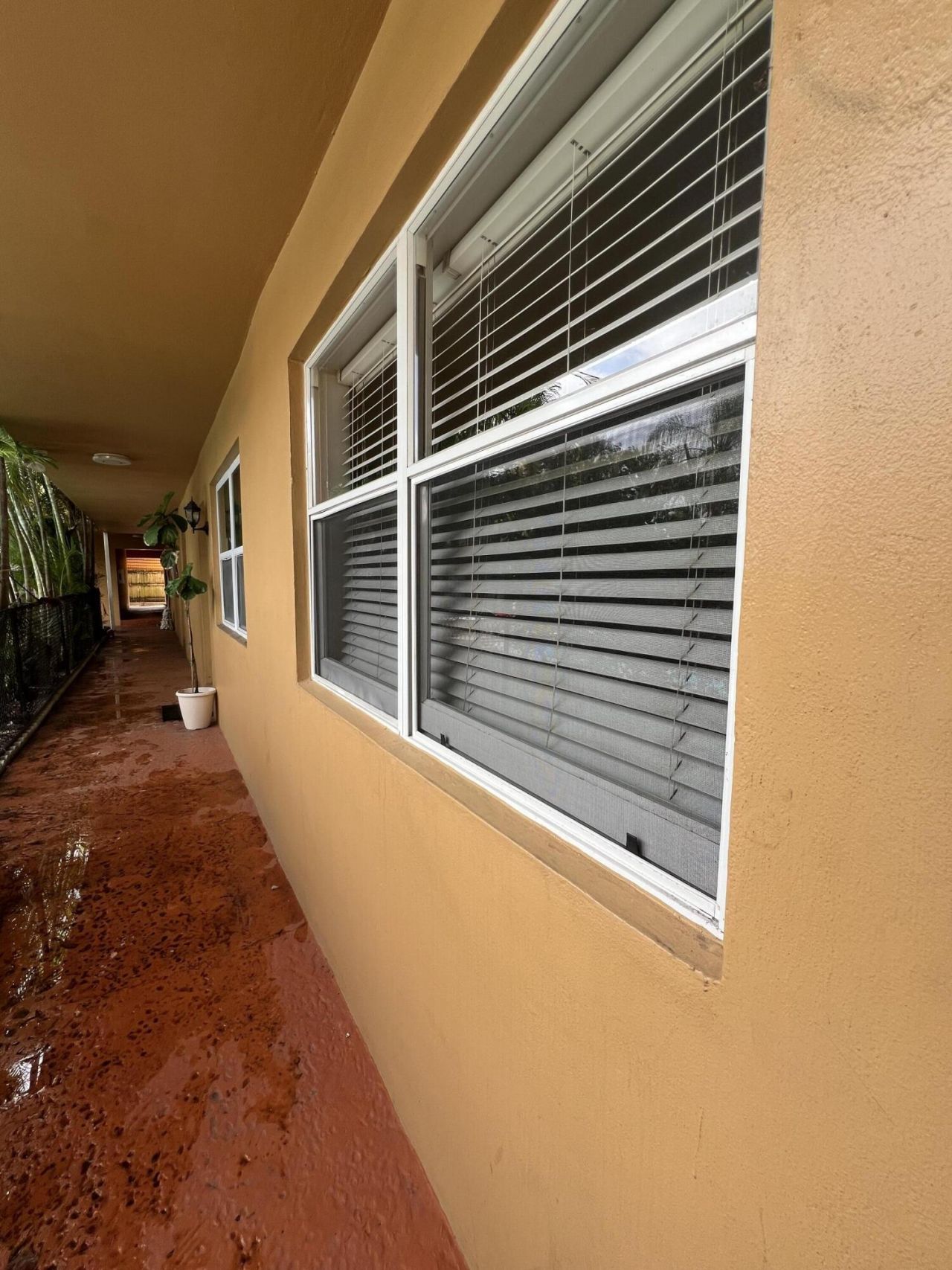 2016 NE 17th Court, Unit 6, Fort Lauderdale, FL 33305 Photo