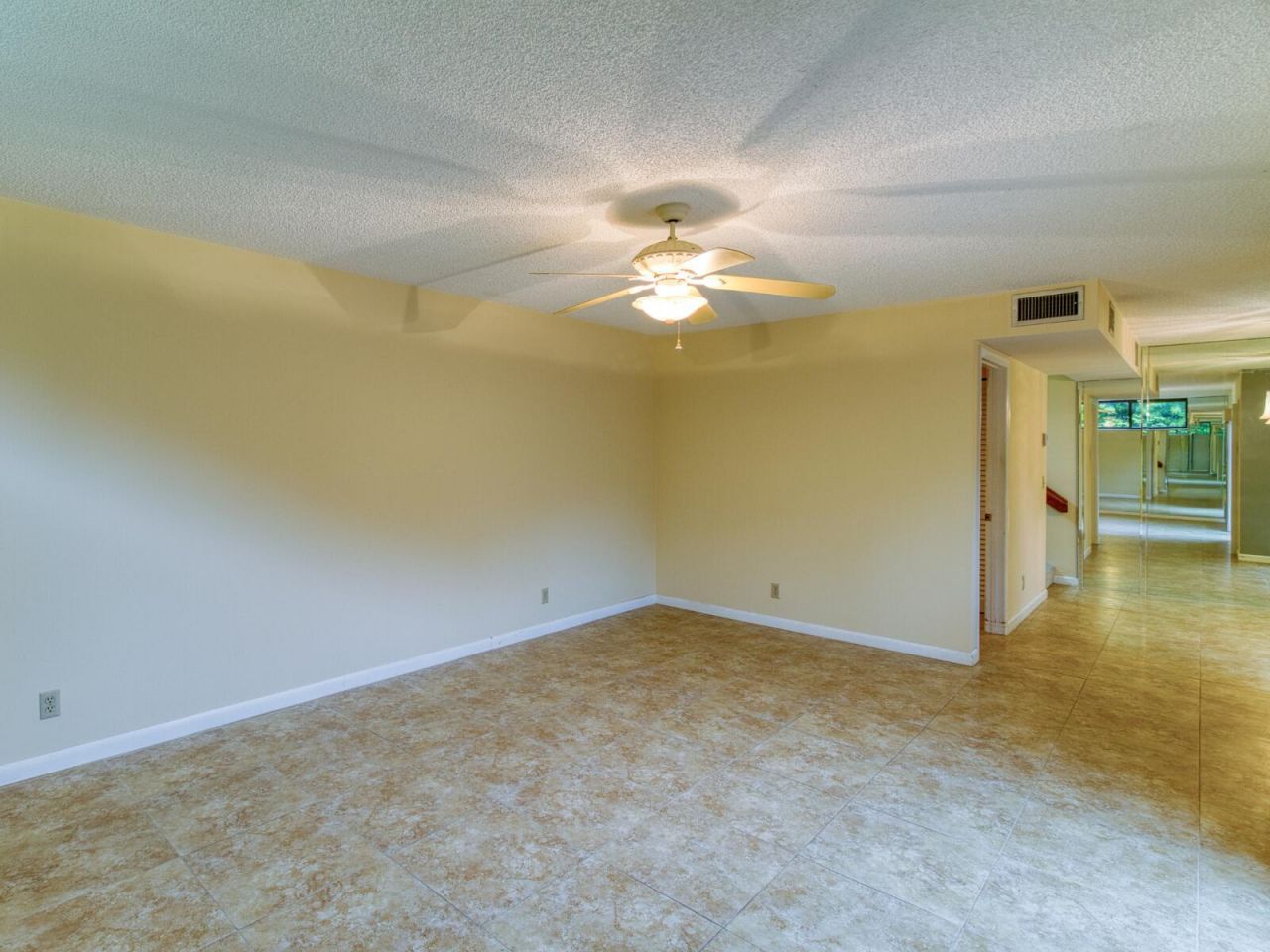 23078 Oxford Place, Unit Apt D, Boca Raton, FL 33433 Photo