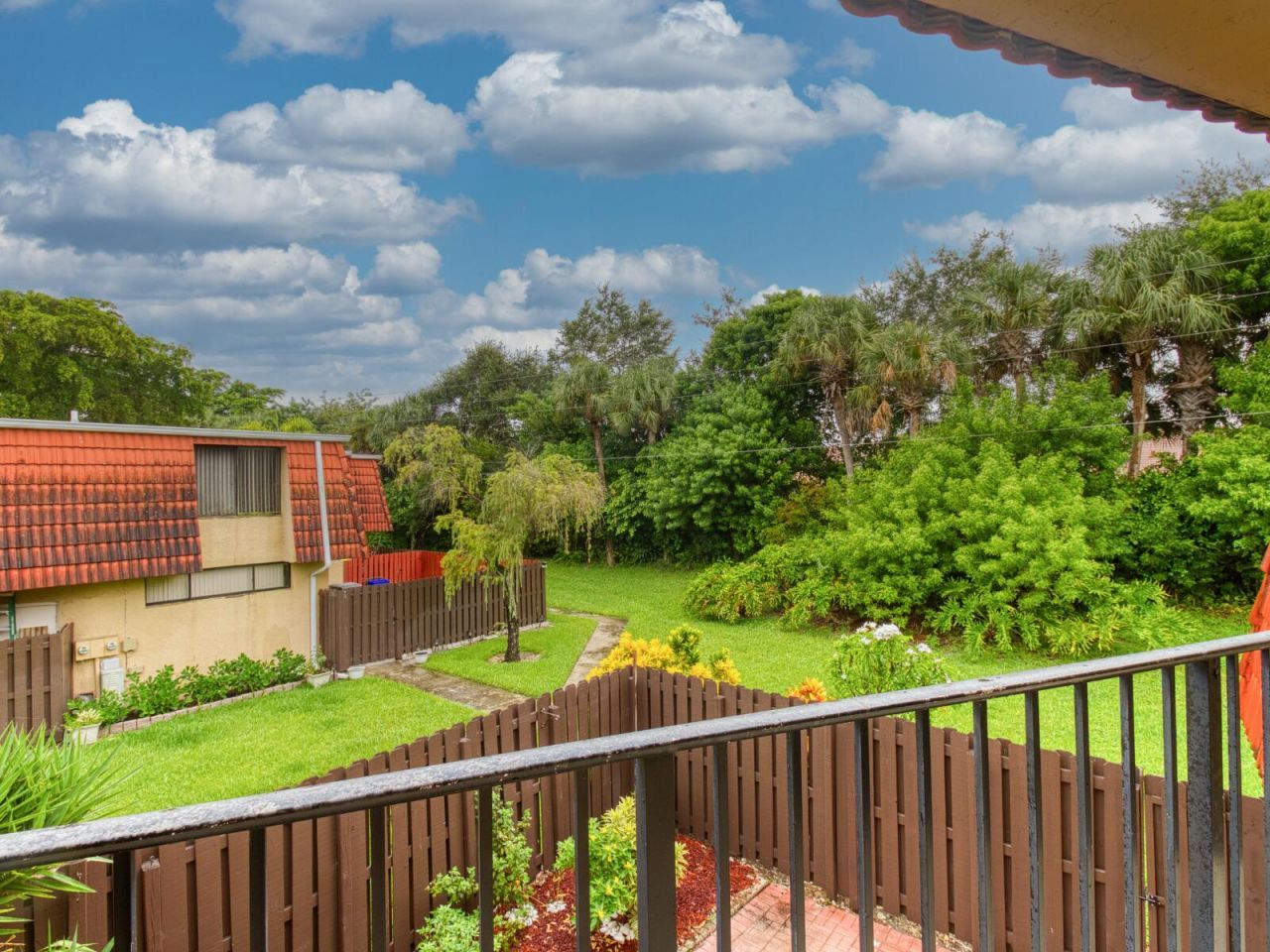 23078 Oxford Place, Unit Apt D, Boca Raton, FL 33433 Photo