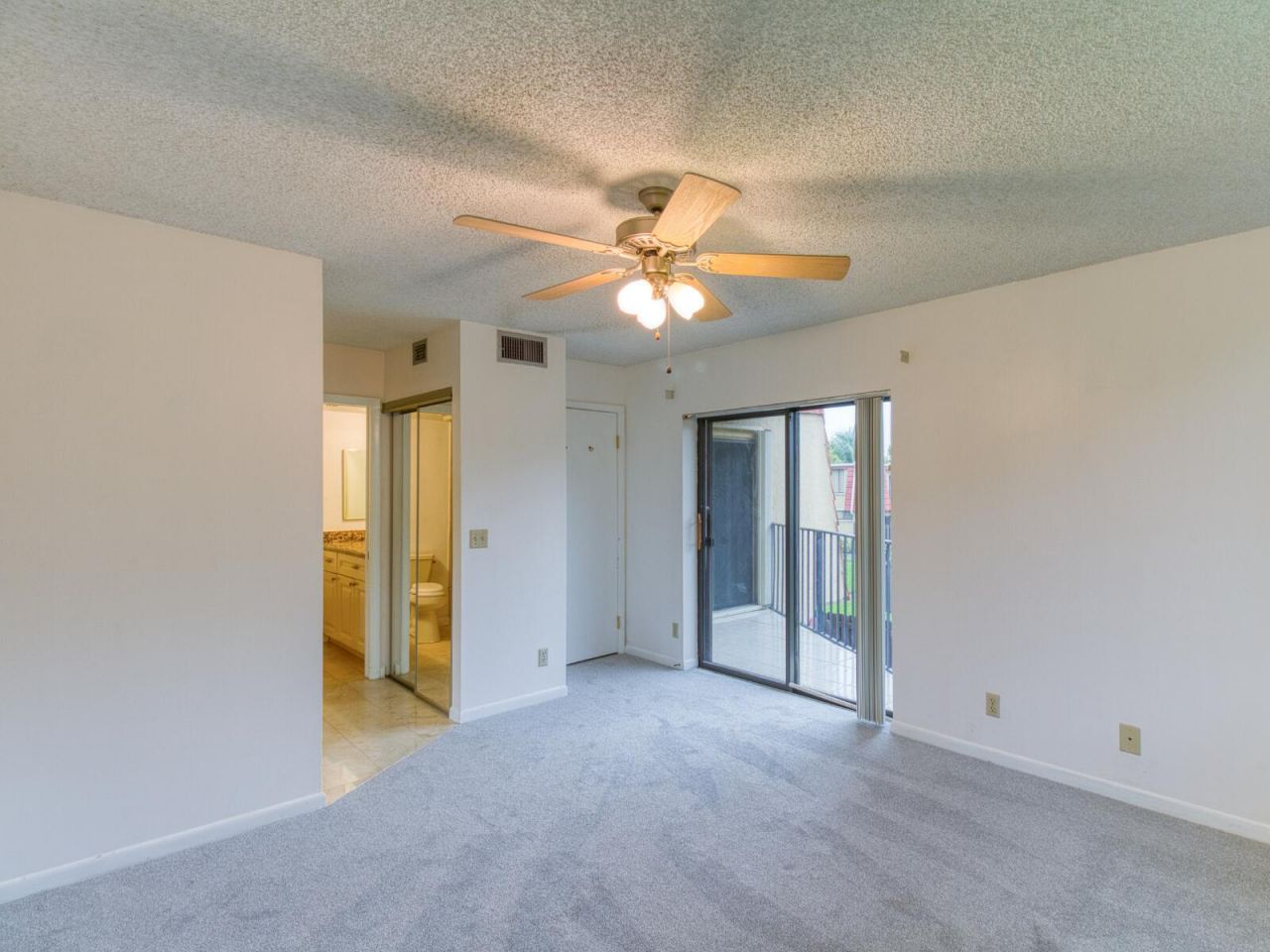 23078 Oxford Place, Unit Apt D, Boca Raton, FL 33433 Photo