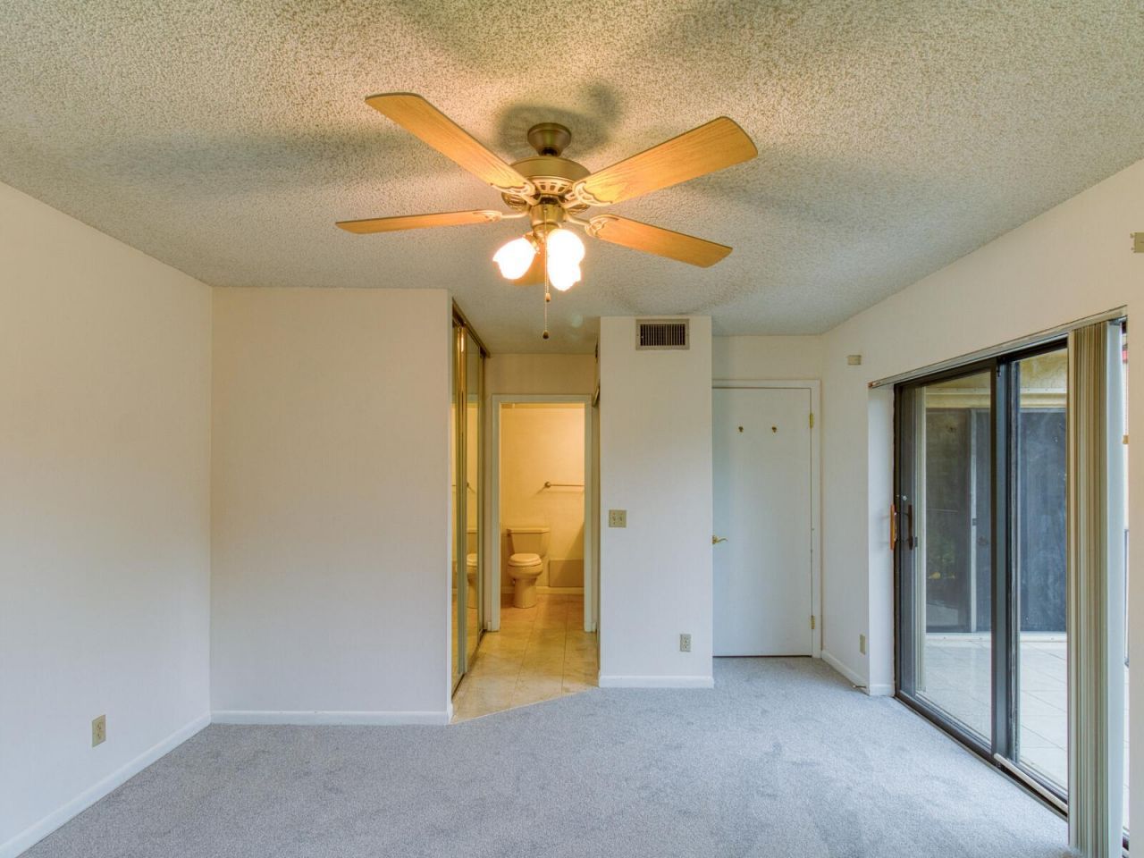 23078 Oxford Place, Unit Apt D, Boca Raton, FL 33433 Photo
