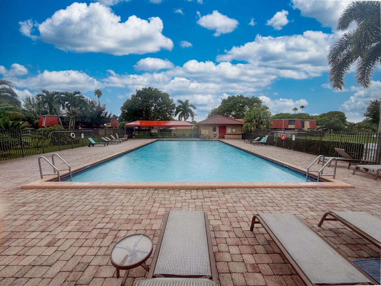 23078 Oxford Place, Unit Apt D, Boca Raton, FL 33433 Photo