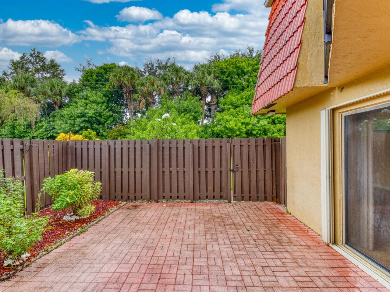 23078 Oxford Place, Unit Apt D, Boca Raton, FL 33433 Photo