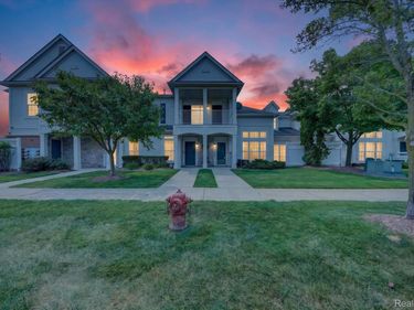 12106 Addington Drive , Commerce Township, Mi 48390