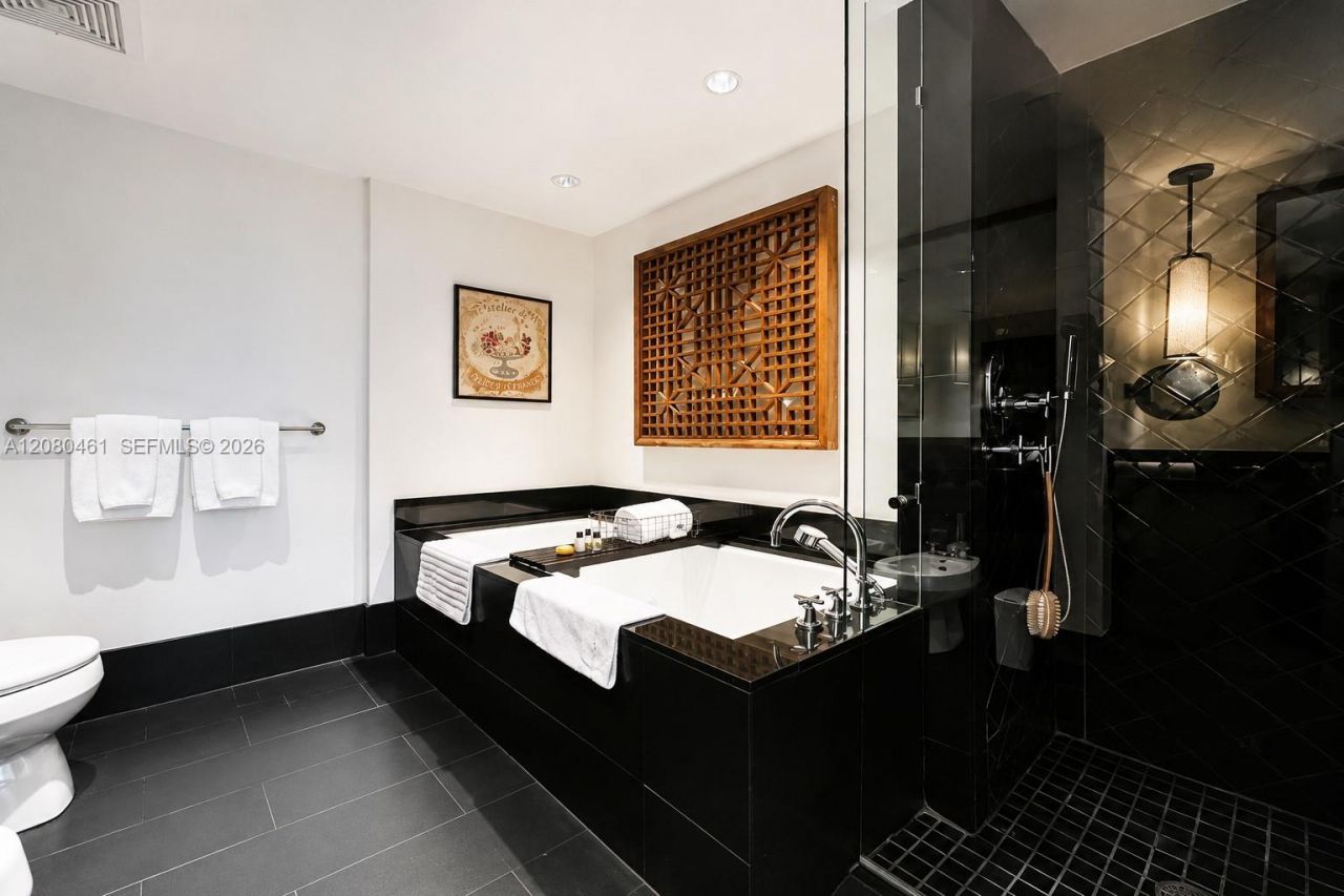 101 20th St, Unit 2506, Miami Beach, FL 33139 Photo