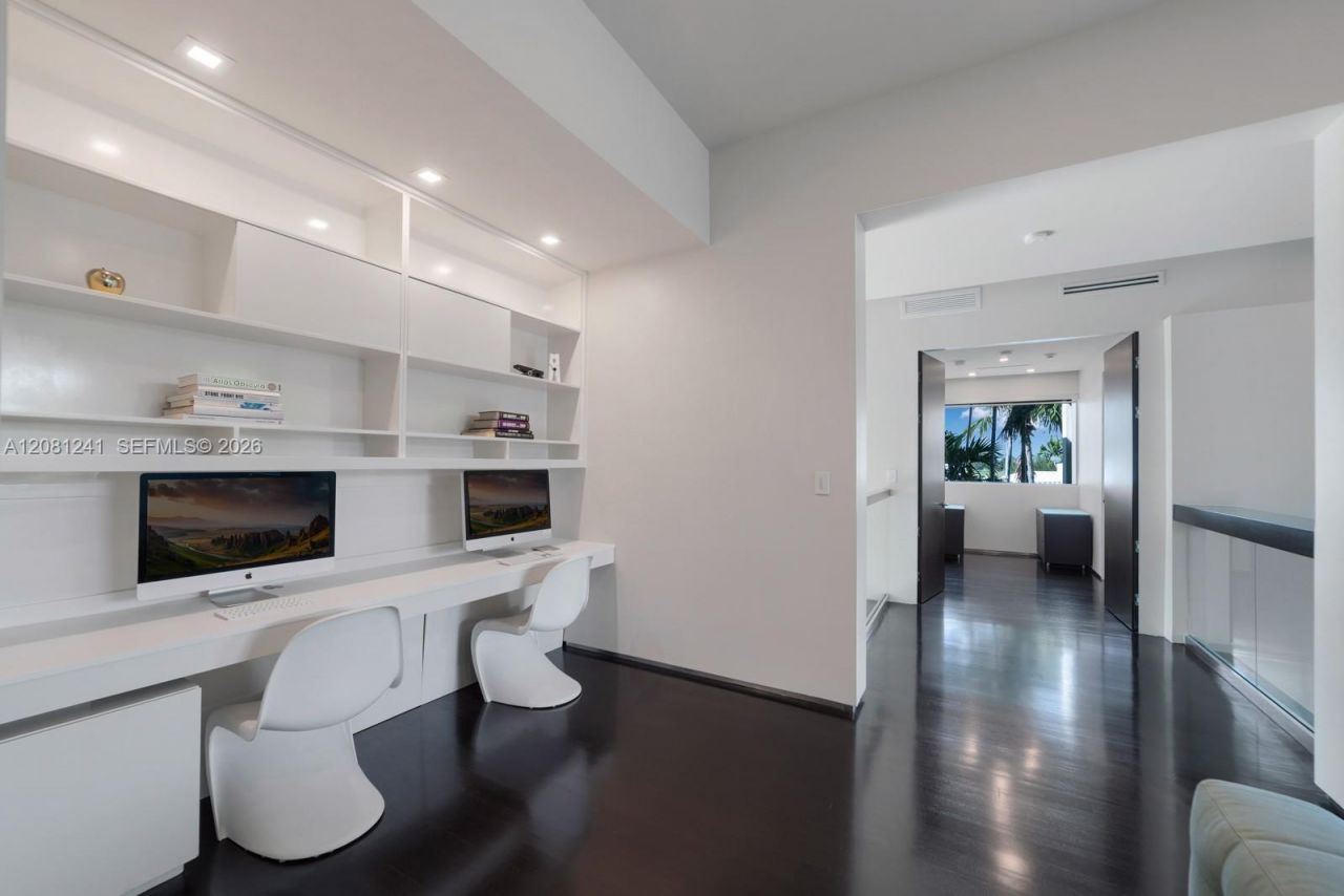 9407 E Broadview Dr, Bay Harbor Islands, FL 33154 Photo