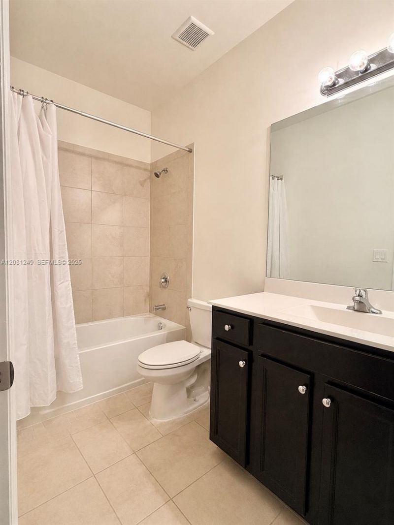 3344 W 105th Ter, Hialeah, FL 33018 Photo