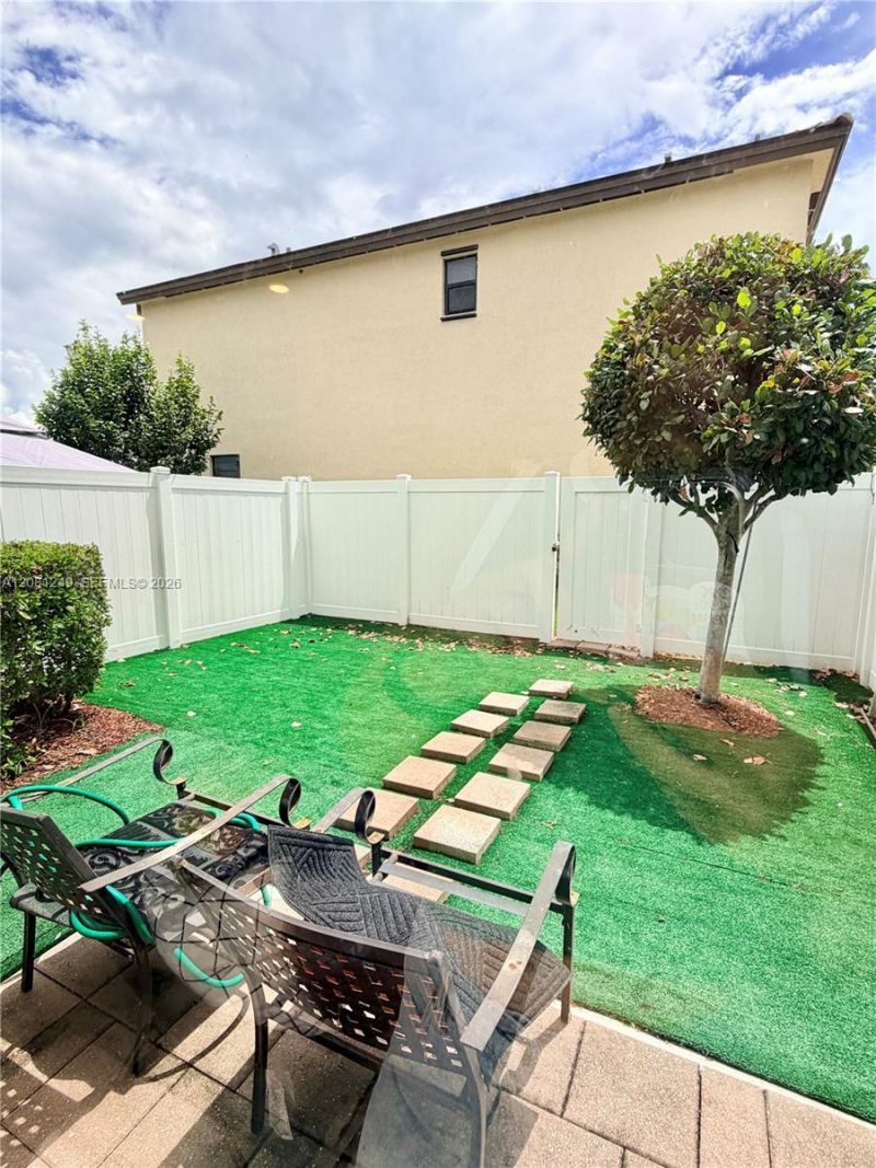 3344 W 105th Ter, Hialeah, FL 33018 Photo