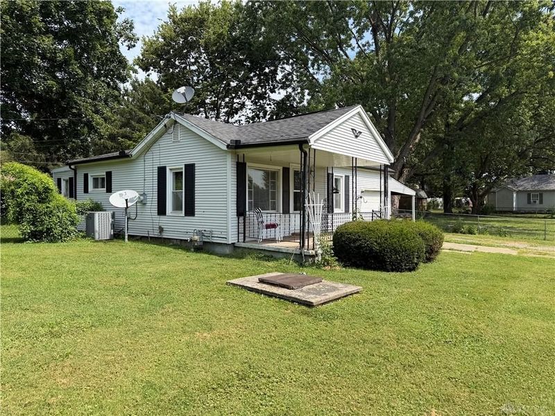 6067 Ivy Lane, West Alexandria, OH 45381 Photo 4