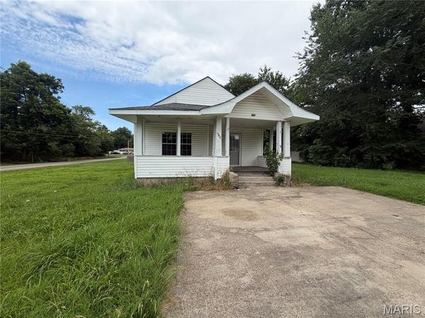 704 S Main Street , Campbell, MO 63933