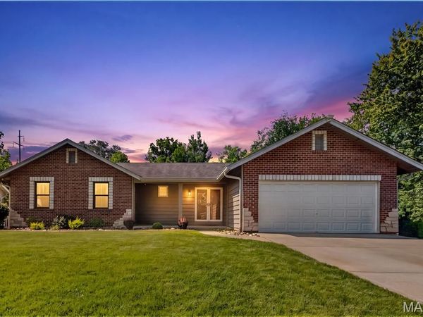 19 Novella Drive, St Peters, MO 63376