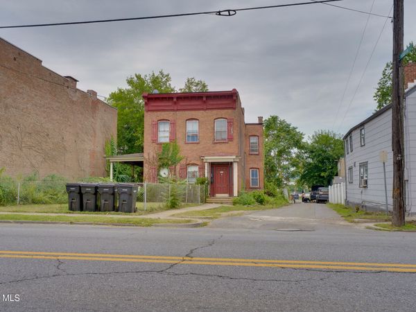 893 River Street, Troy, NY 12180