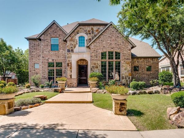 2254 Magic Mantle Drive, Lewisville, TX 75056