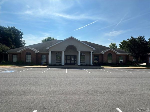 621 Helen Keller Boulevard , Unit 200, Tuscaloosa, AL 35404