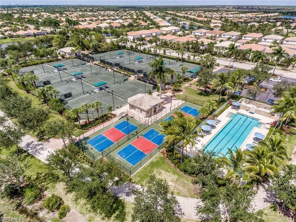 15413 Orlanda Dr , Bonita Springs, FL 34135 Photo