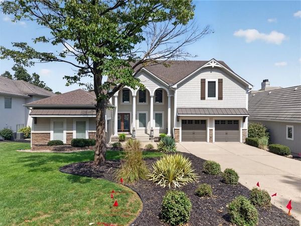 326 S Shore Drive, Lake Winnebago, MO 64034