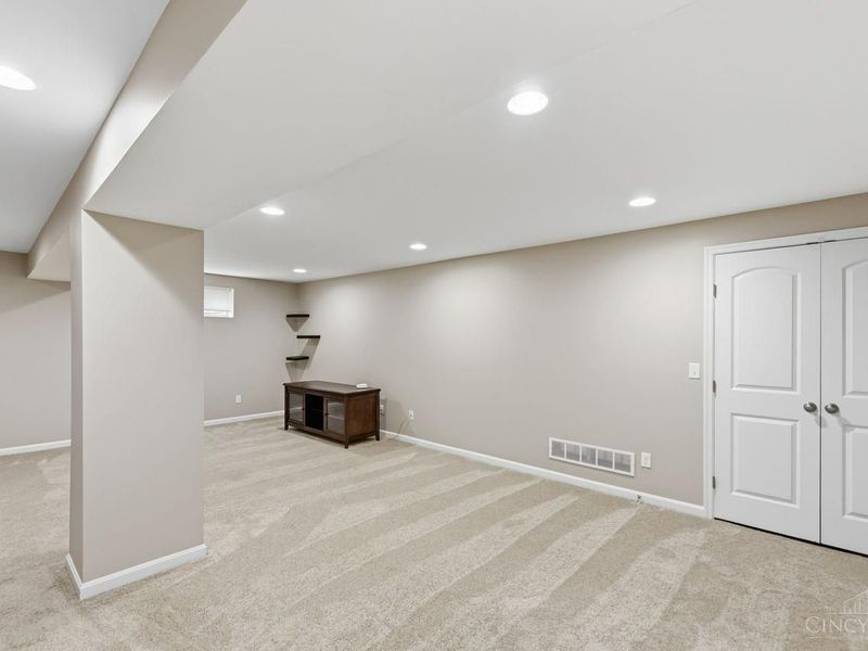 5225 Lower Lake Drive, Union Township, OH 45150 Photo 15
