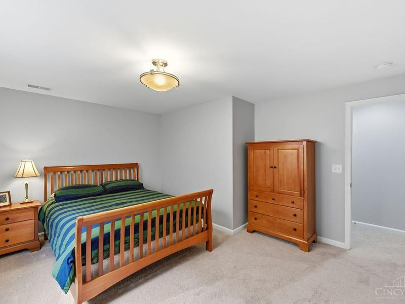 5225 Lower Lake Drive, Union Township, OH 45150 Photo 25