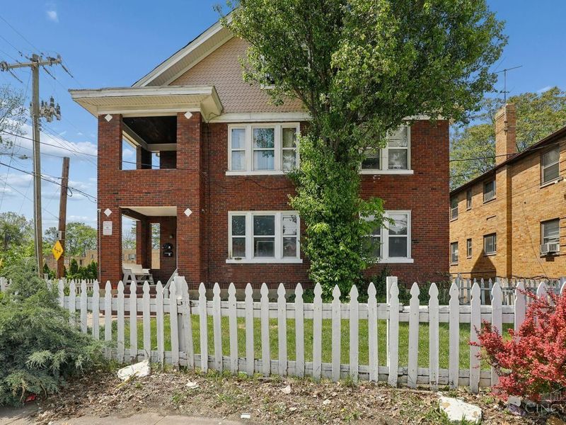 4829 Reading Road, Cincinnati, OH 45237 Photo 4