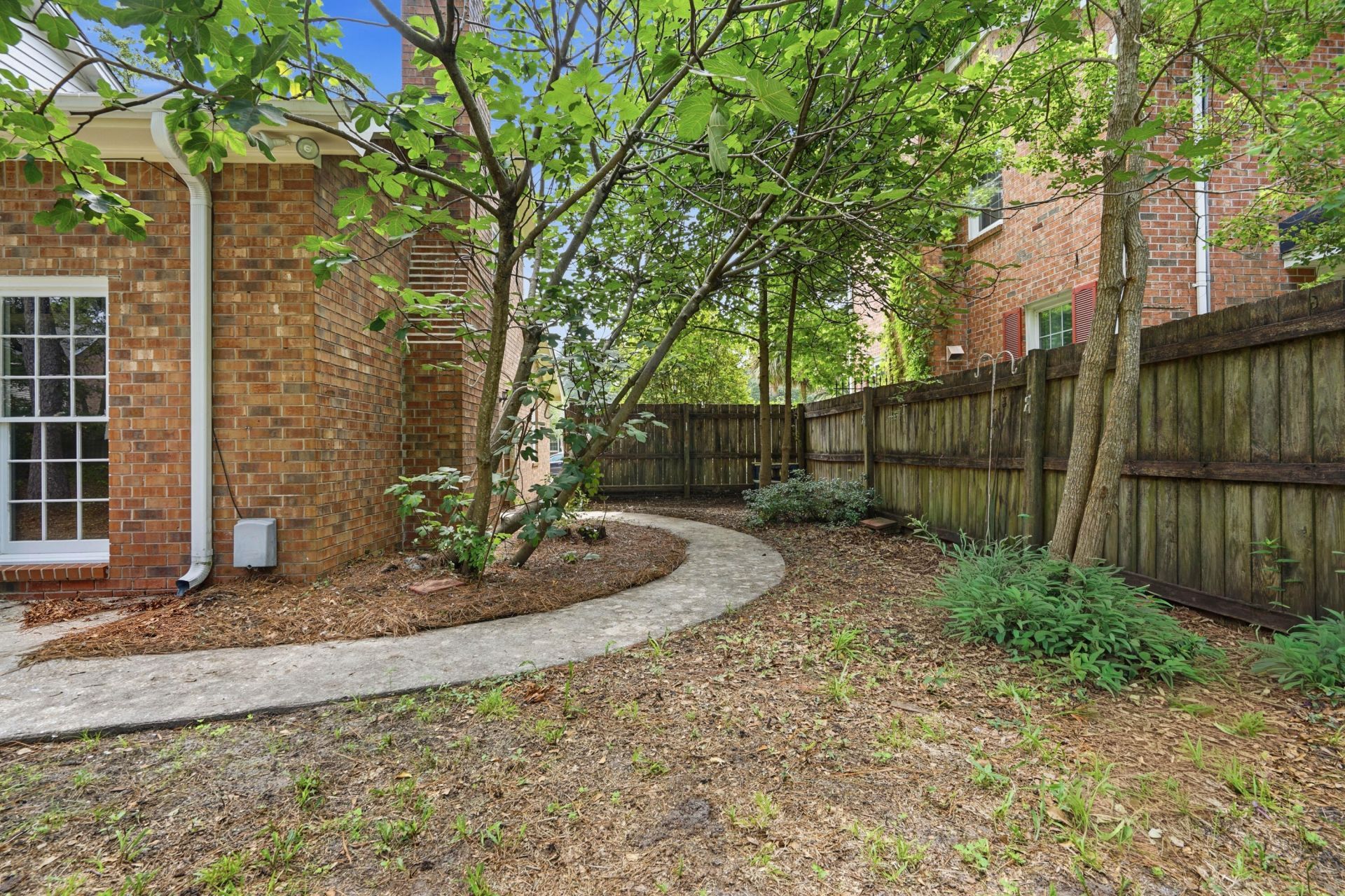 211 Towhee Drive Photo 34