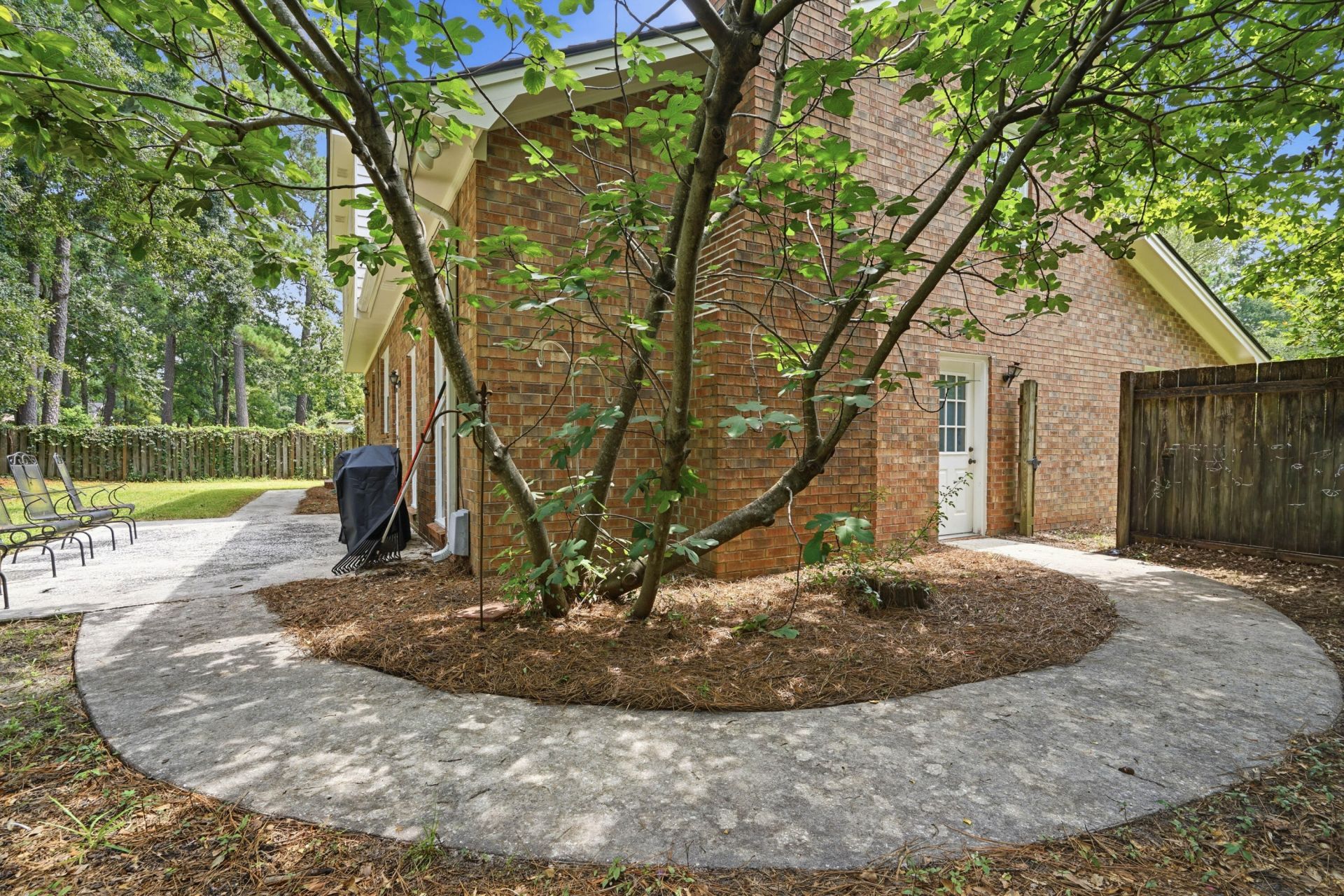 211 Towhee Drive Photo 35