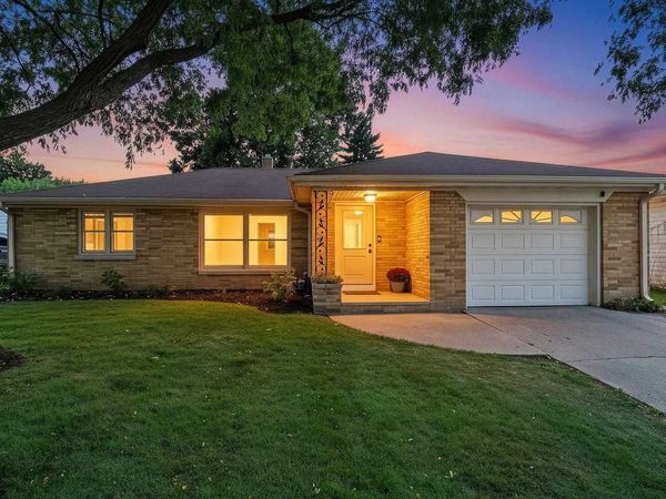 1940 NEWBERRY AVENUE, Green Bay, WI 54302