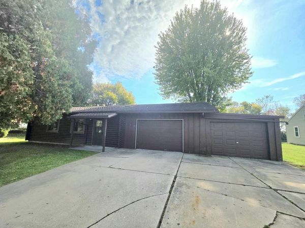 215 River TERRACE, Kiel, WI 53042