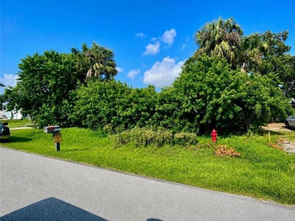 3310 Ash ST , PUNTA GORDA, FL 33950