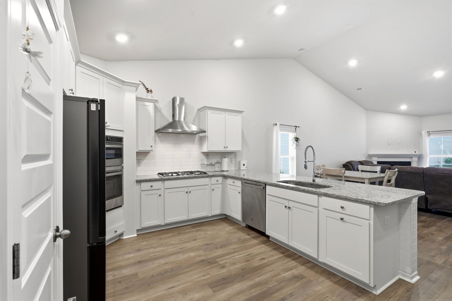 5681 Lacebark Trail Photo 12