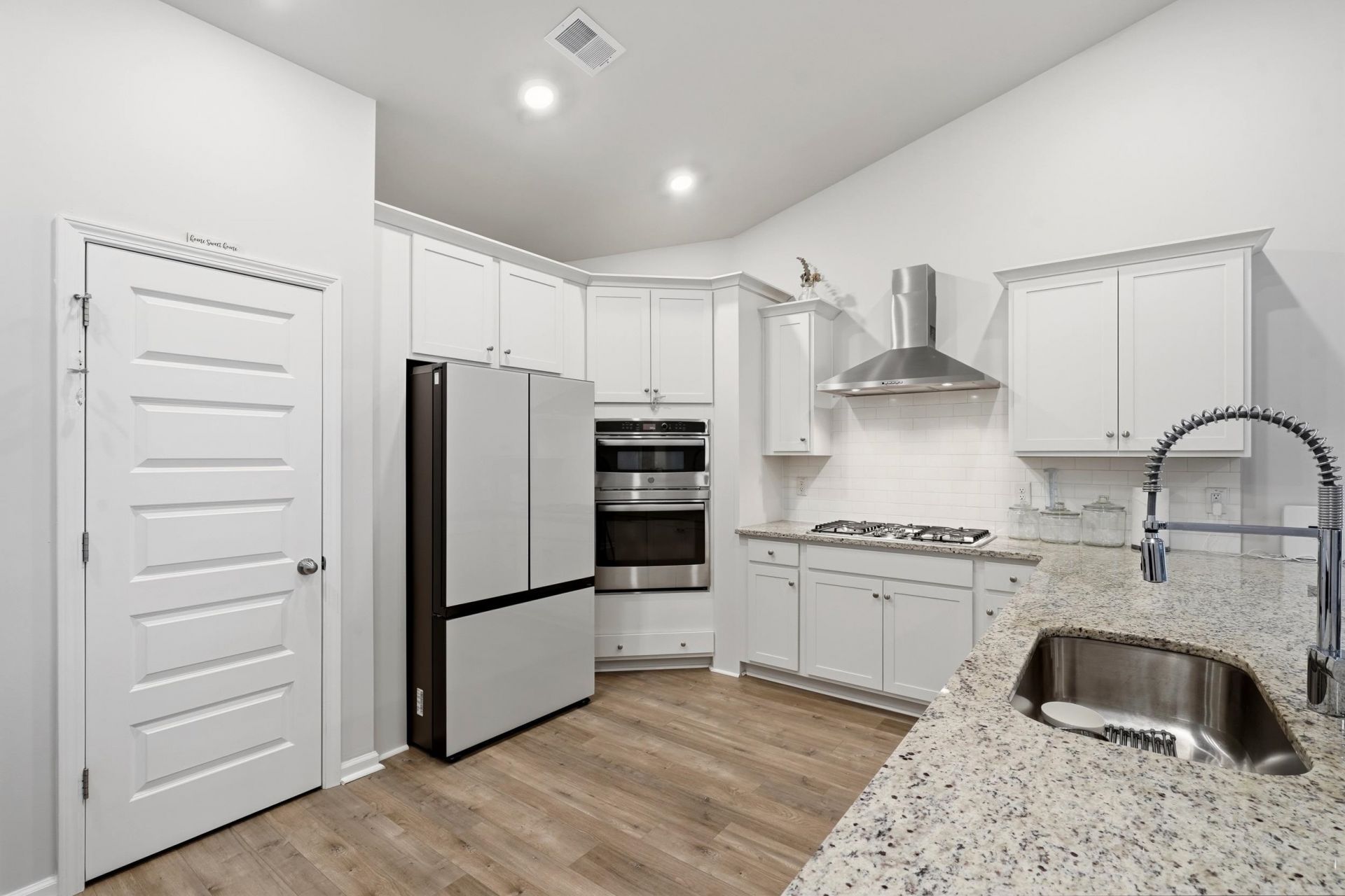 5681 Lacebark Trail Photo 14