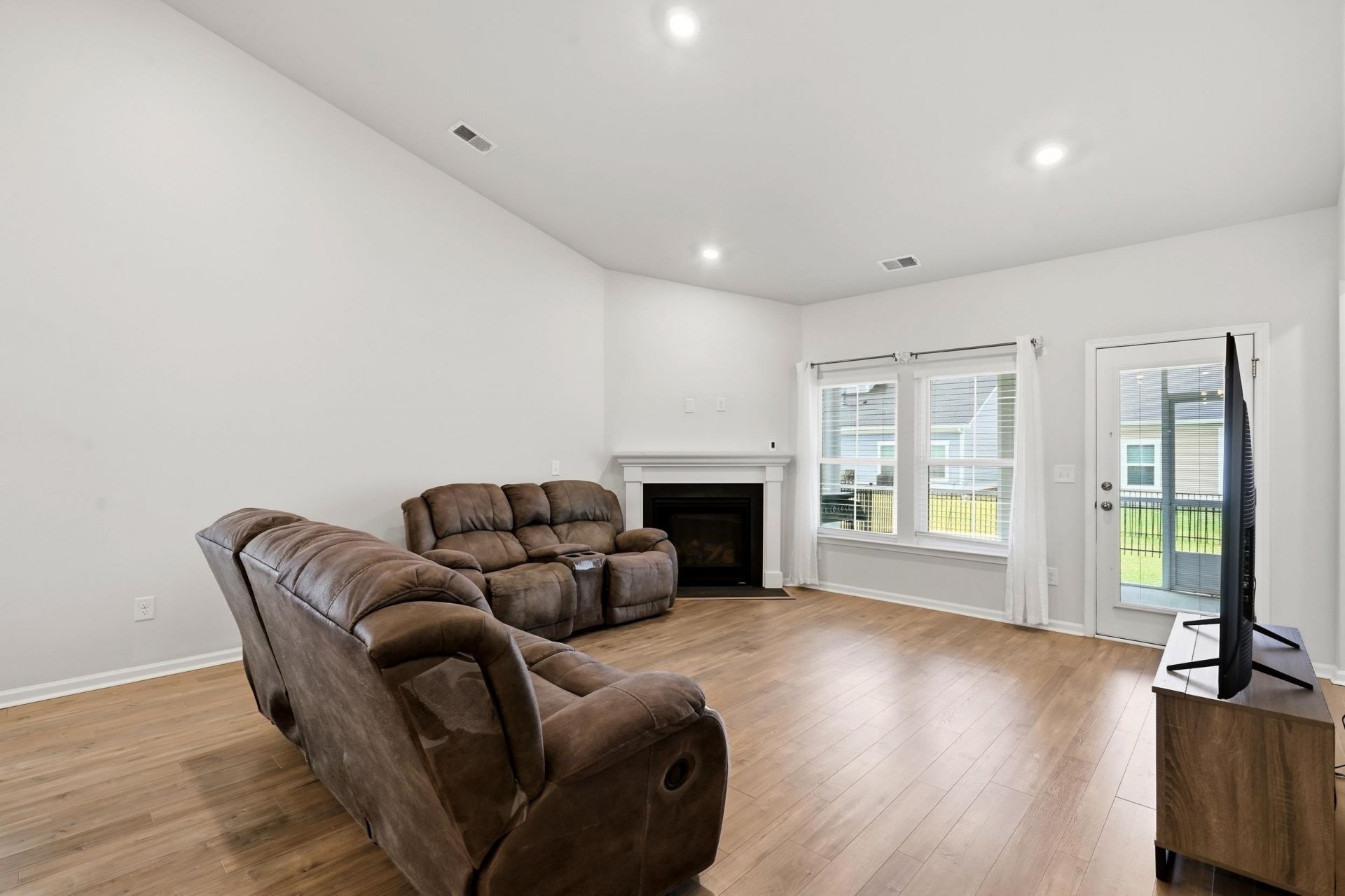 5681 Lacebark Trail Photo 7