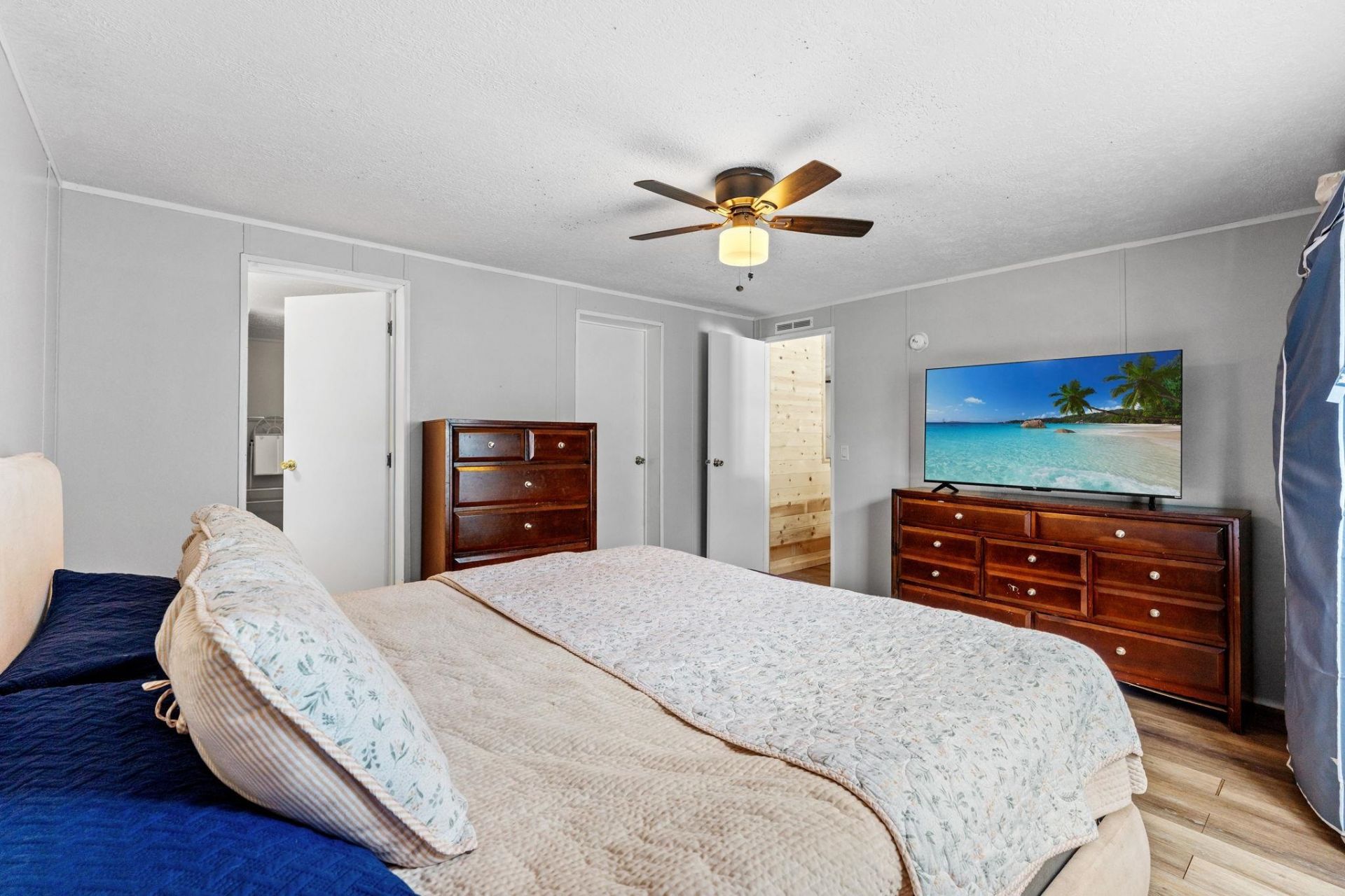 704 Oliver Dr. Photo 13