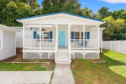 704 Oliver Dr. photo 4