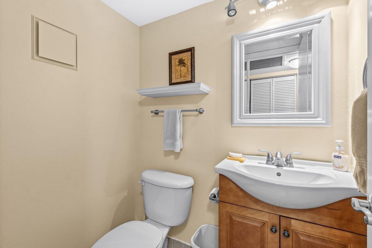 68 Suffolk B, Unit 680, Boca Raton, FL 33434 Photo