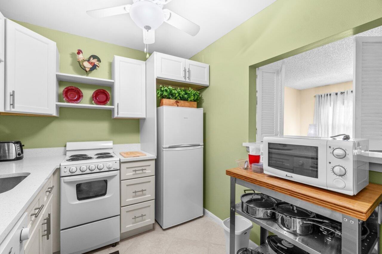 68 Suffolk B, Unit 680, Boca Raton, FL 33434 Photo