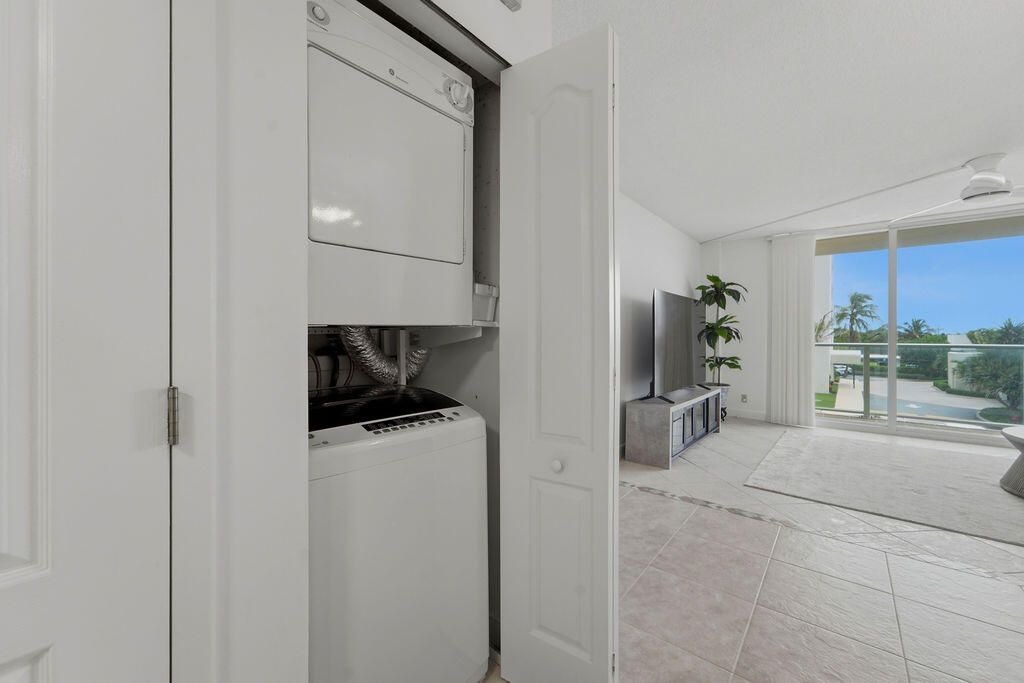 5440 N Ocean Drive, Unit 203, Singer Island, FL 33404 Photo