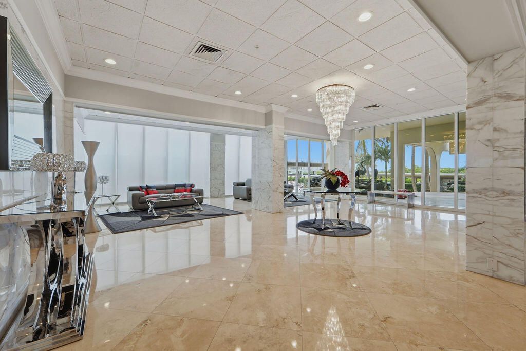 5440 N Ocean Drive, Unit 203, Singer Island, FL 33404 Photo